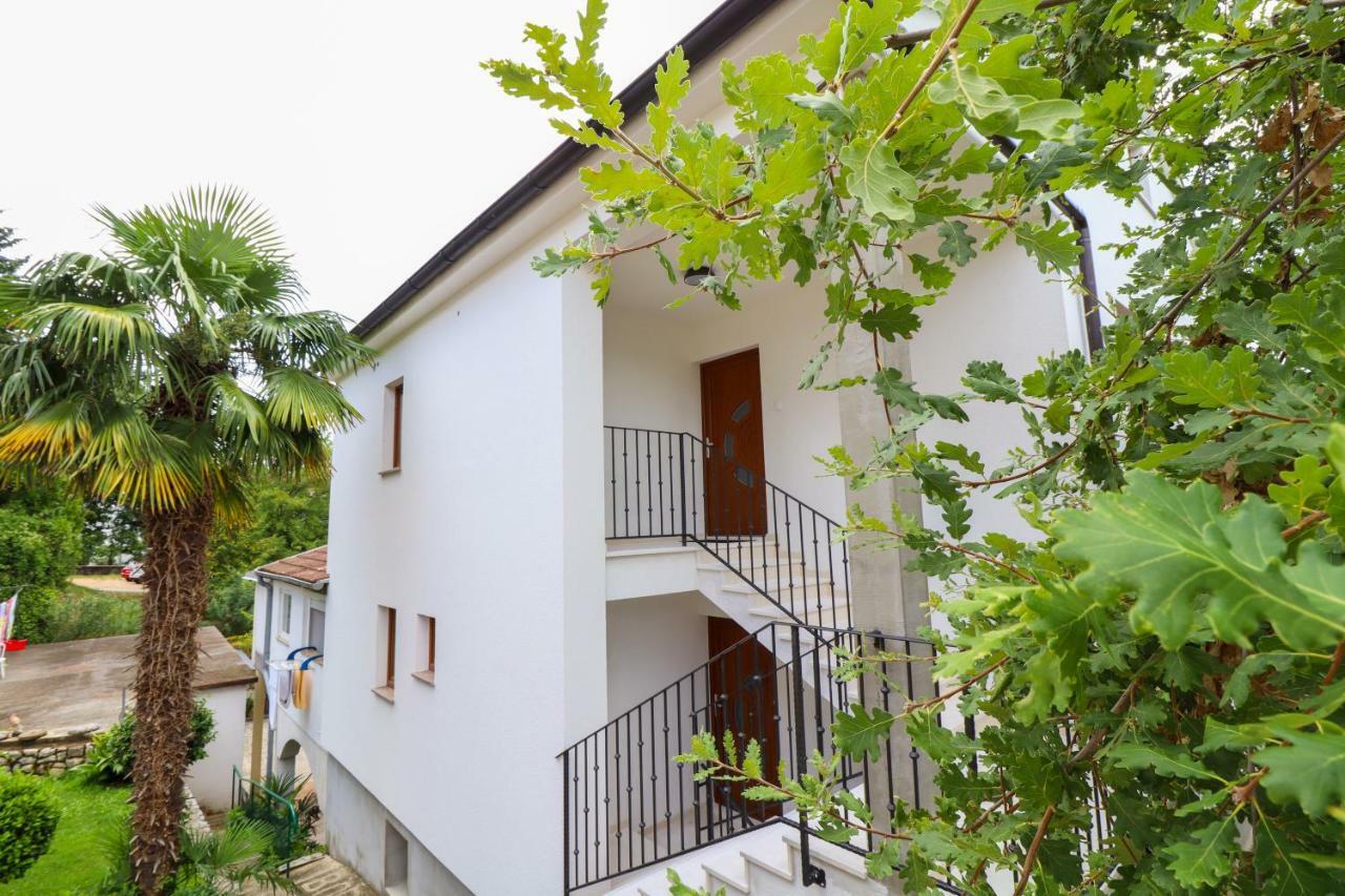 Brand New Apartment In Malinska Exterior photo